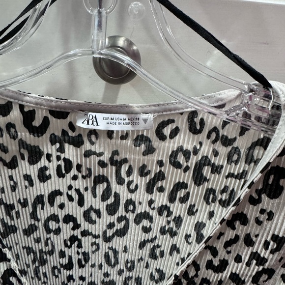 Zara Leopard print blouse - Picture 4 of 4